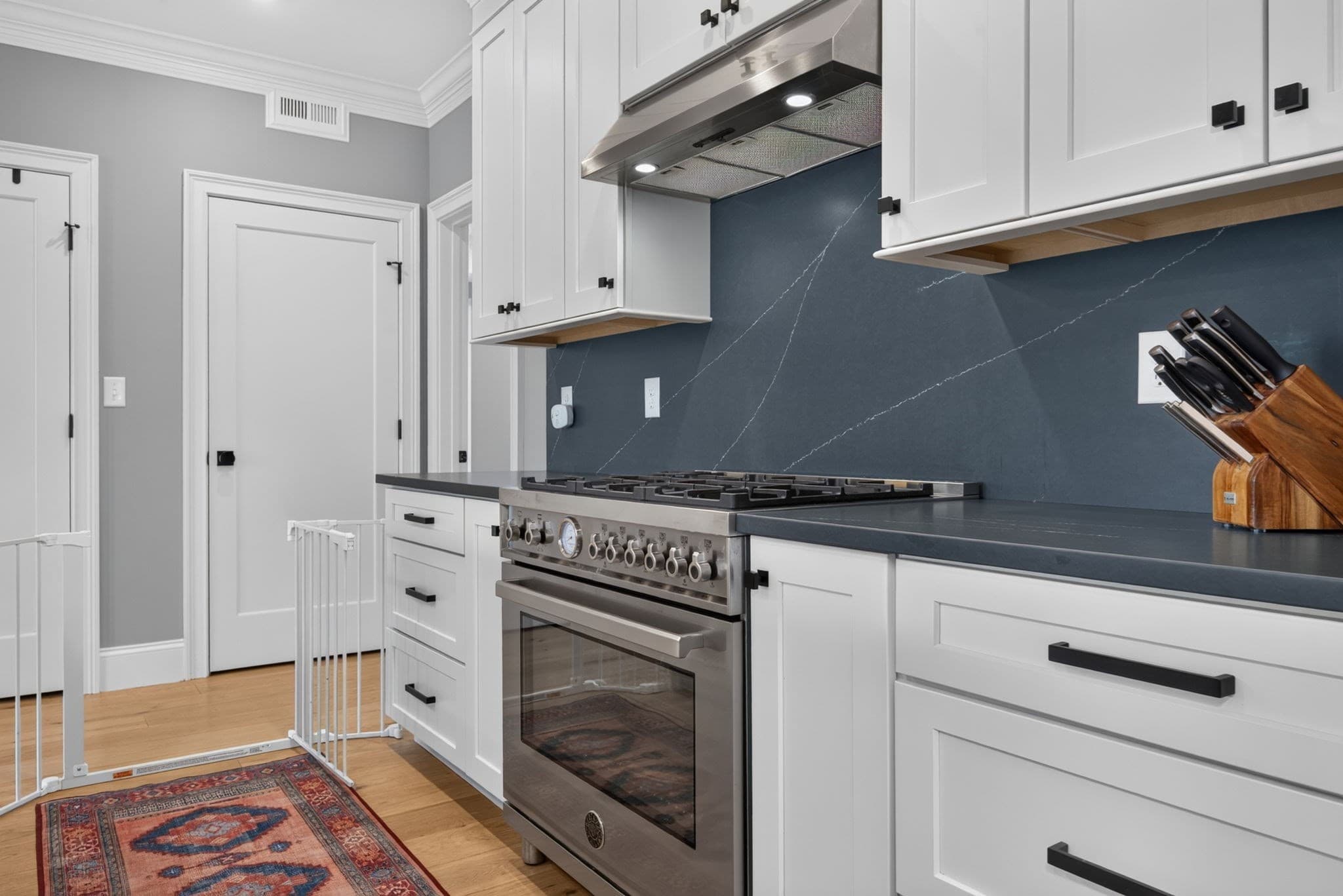 Condominium at 120 Brookside Ave # 302, Boston MA 02130, photo 9 of 41