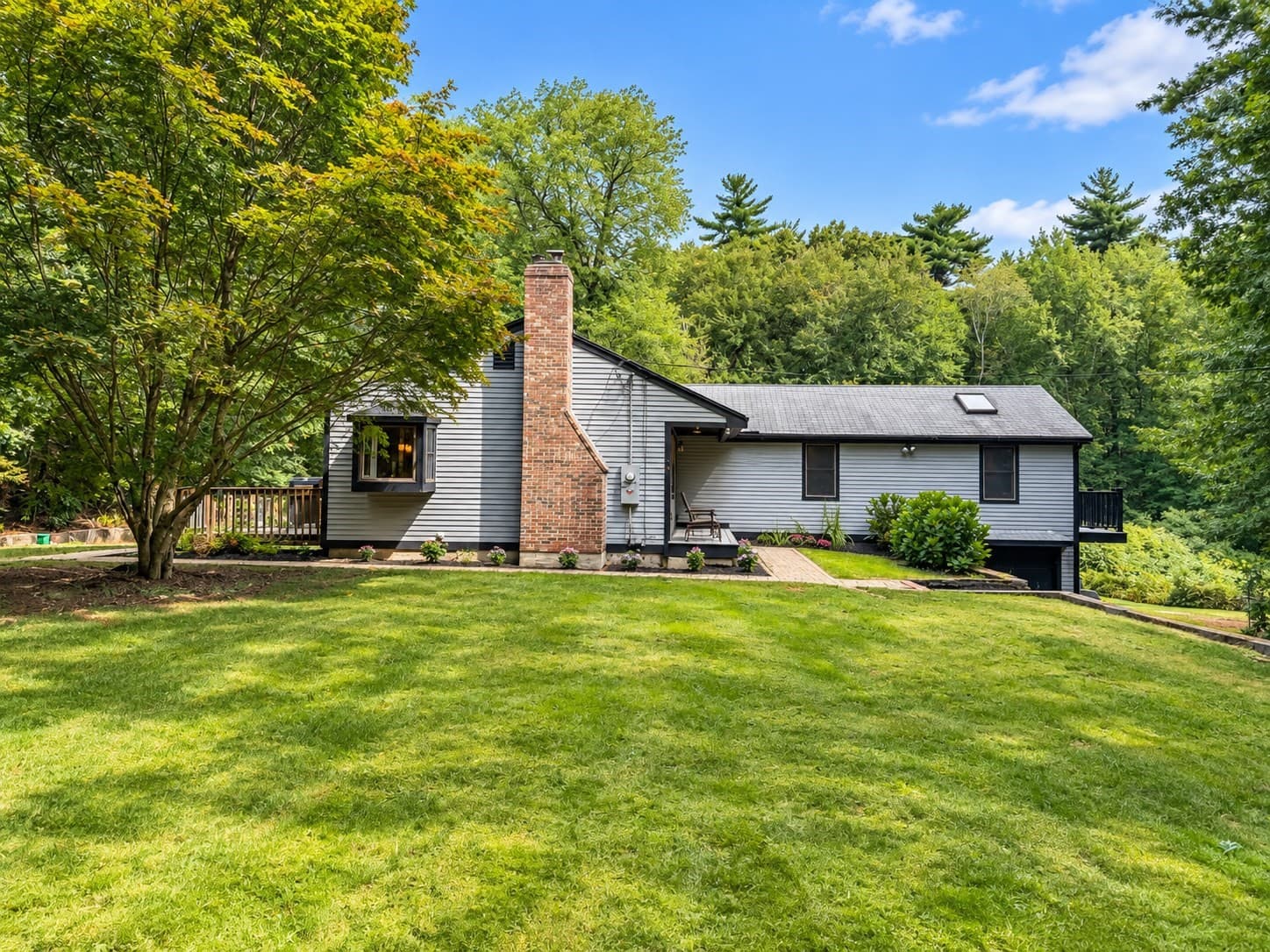 89 Ring Rd, Plympton MA 02367