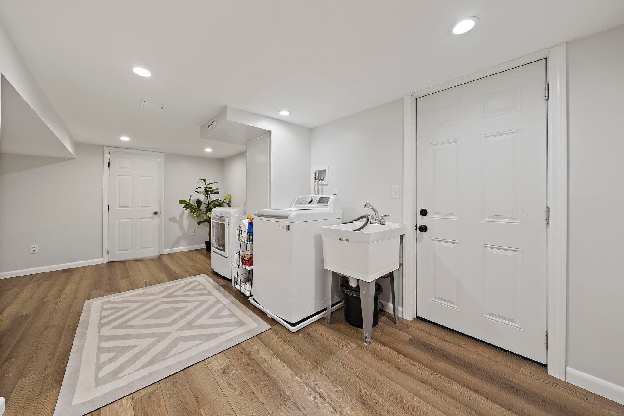 Single Family Residence at 75 Oak St, Pembroke MA 02359, Pembroke, photo 16 of 22
