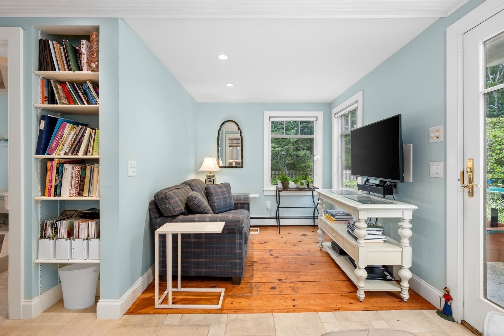 Single Family Residence at 18 Manor Dr, Sandwich MA 02537, Sandwich, photo 17 of 39