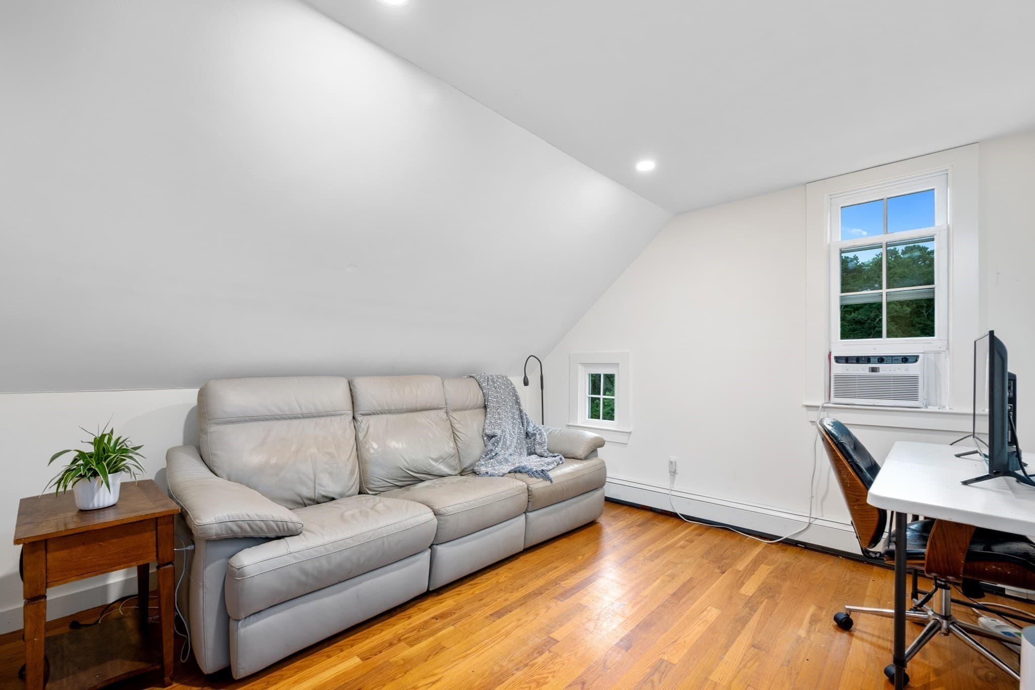 Single Family Residence at 18 Manor Dr, Sandwich MA 02537, Sandwich, photo 24 of 39