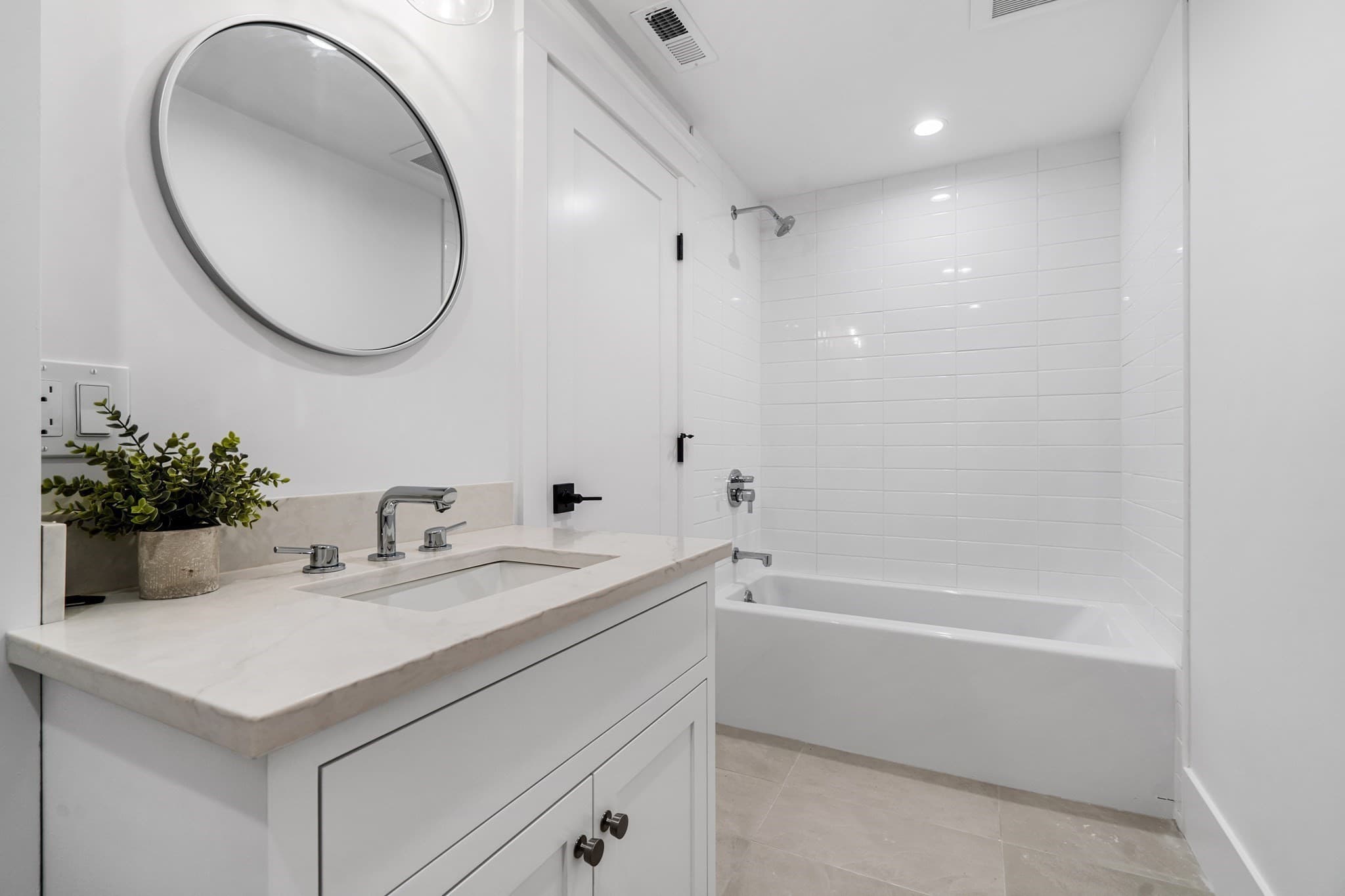 Condominium at 143 Coolidge St # 1, Brookline MA 02446, Brookline, photo 19 of 22