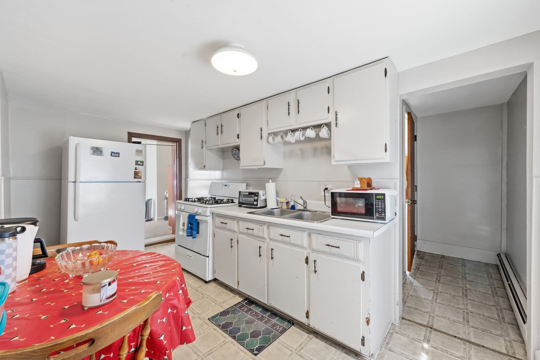 3 Family at 37 Howard St, Chicopee MA 01013, Chicopee, photo 19 of 39