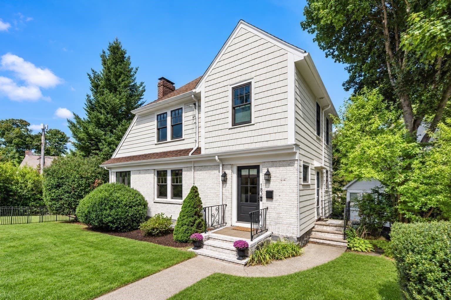 Single Family Residence at 183 Lagrange Street, Boston MA 02132, Boston, photo 3 of 42