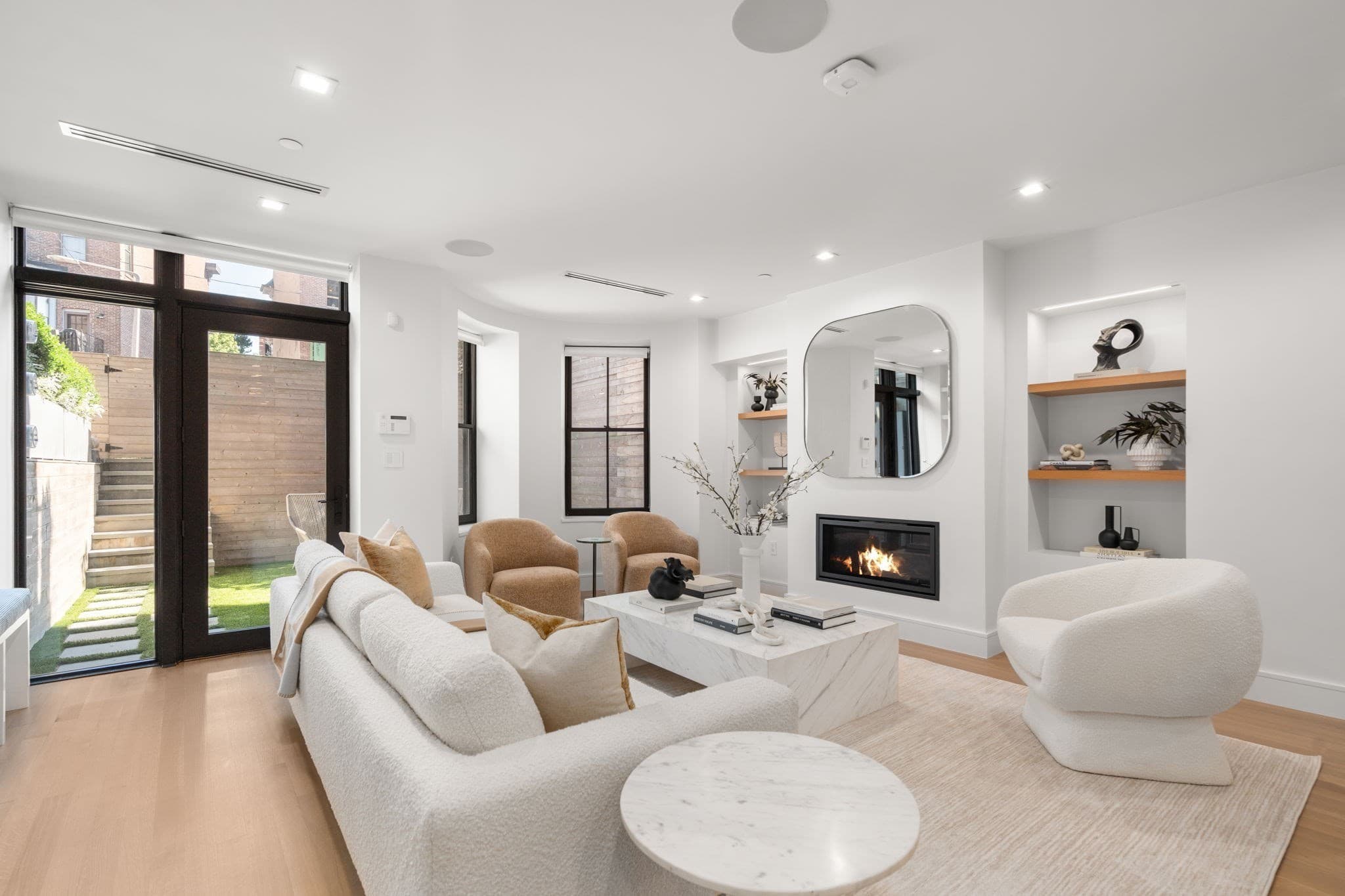 2 Family - 2 Units Up/Down at 189 W Brookline St, Boston MA 02118, Boston, photo 6 of 42