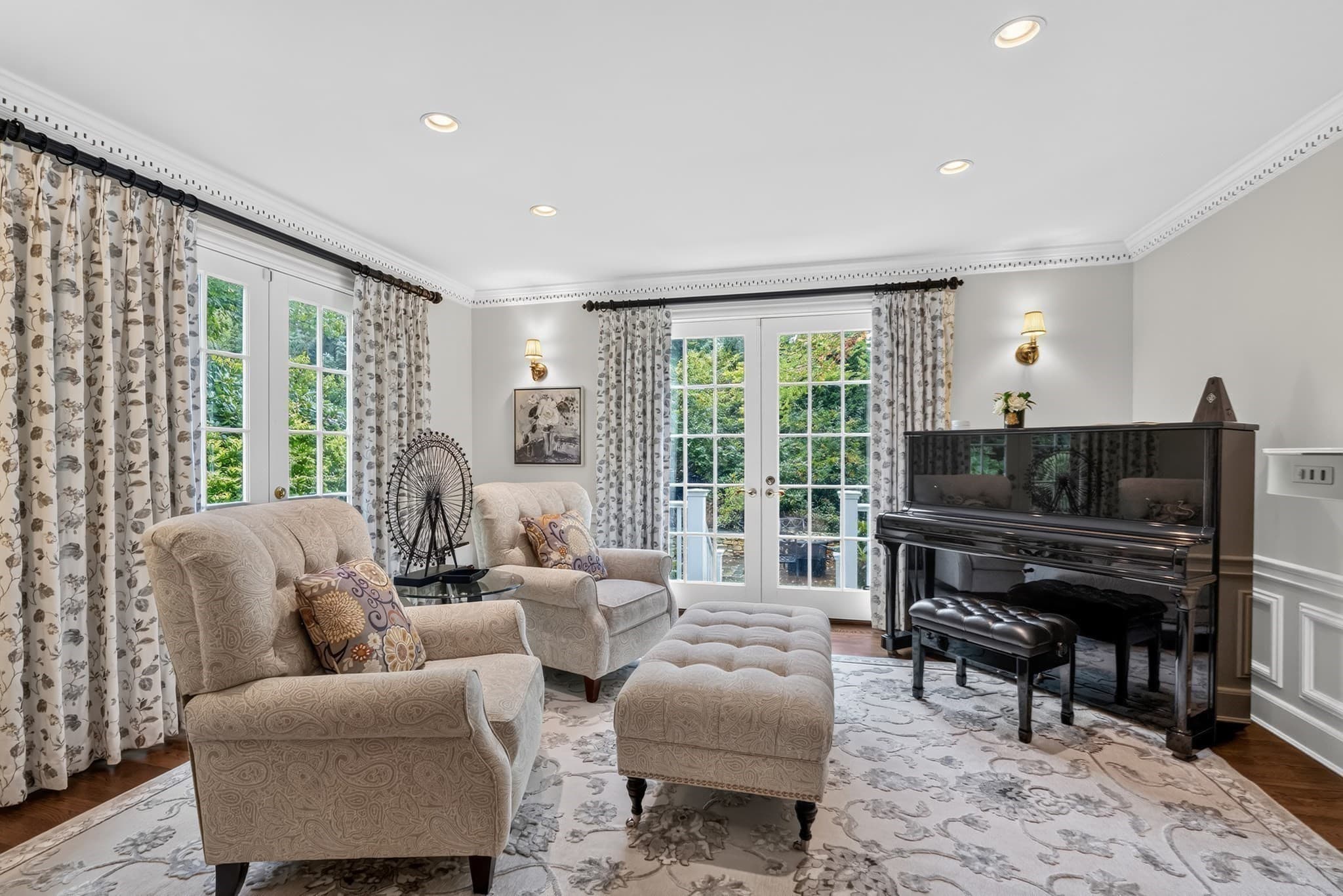 Single Family Residence at 97 Arnold Road, Wellesley MA 02481, Wellesley, photo 8 of 37