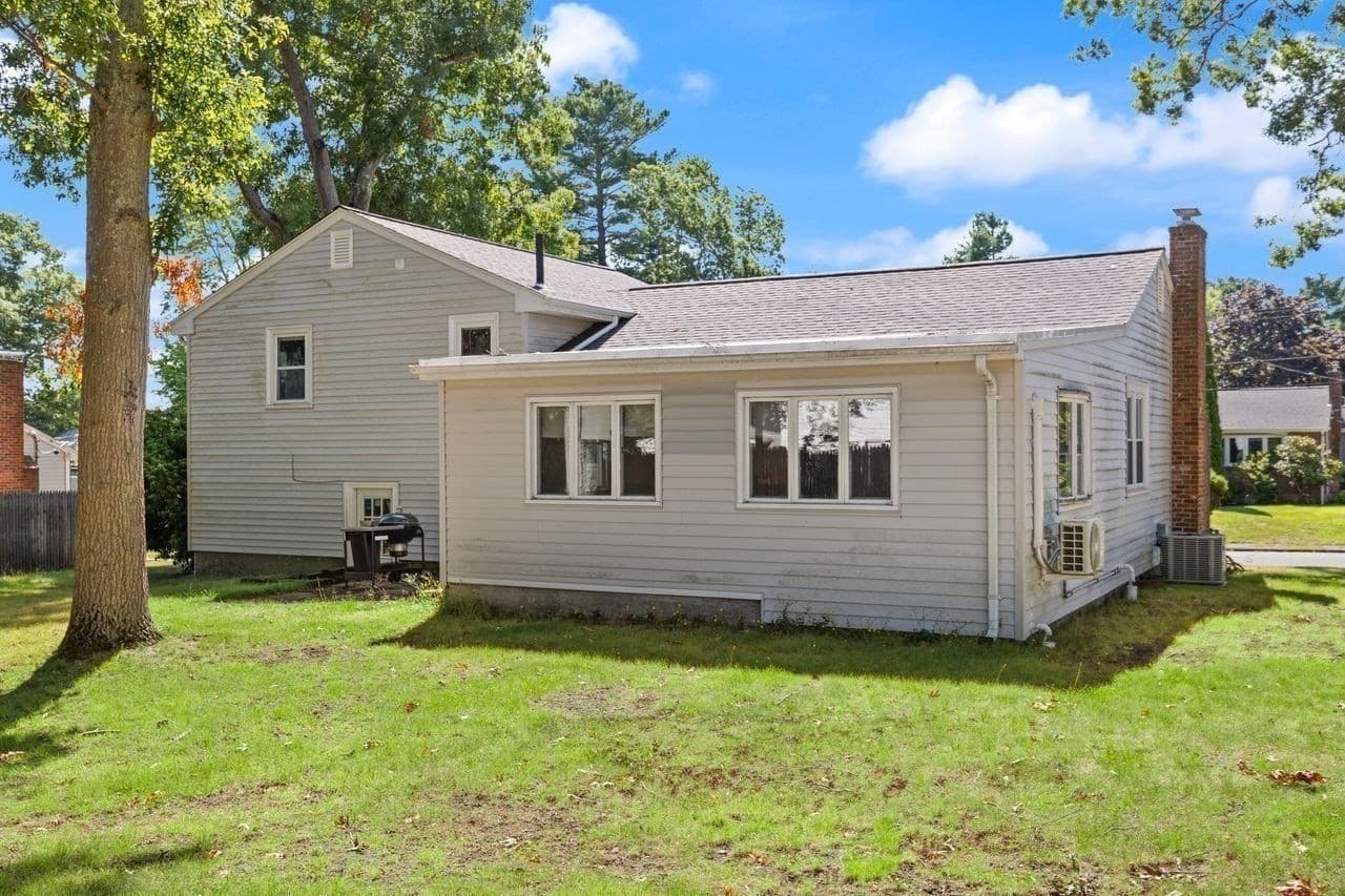 Single Family Residence at 11 Imrie St, Randolph MA 02368, photo 26 of 33