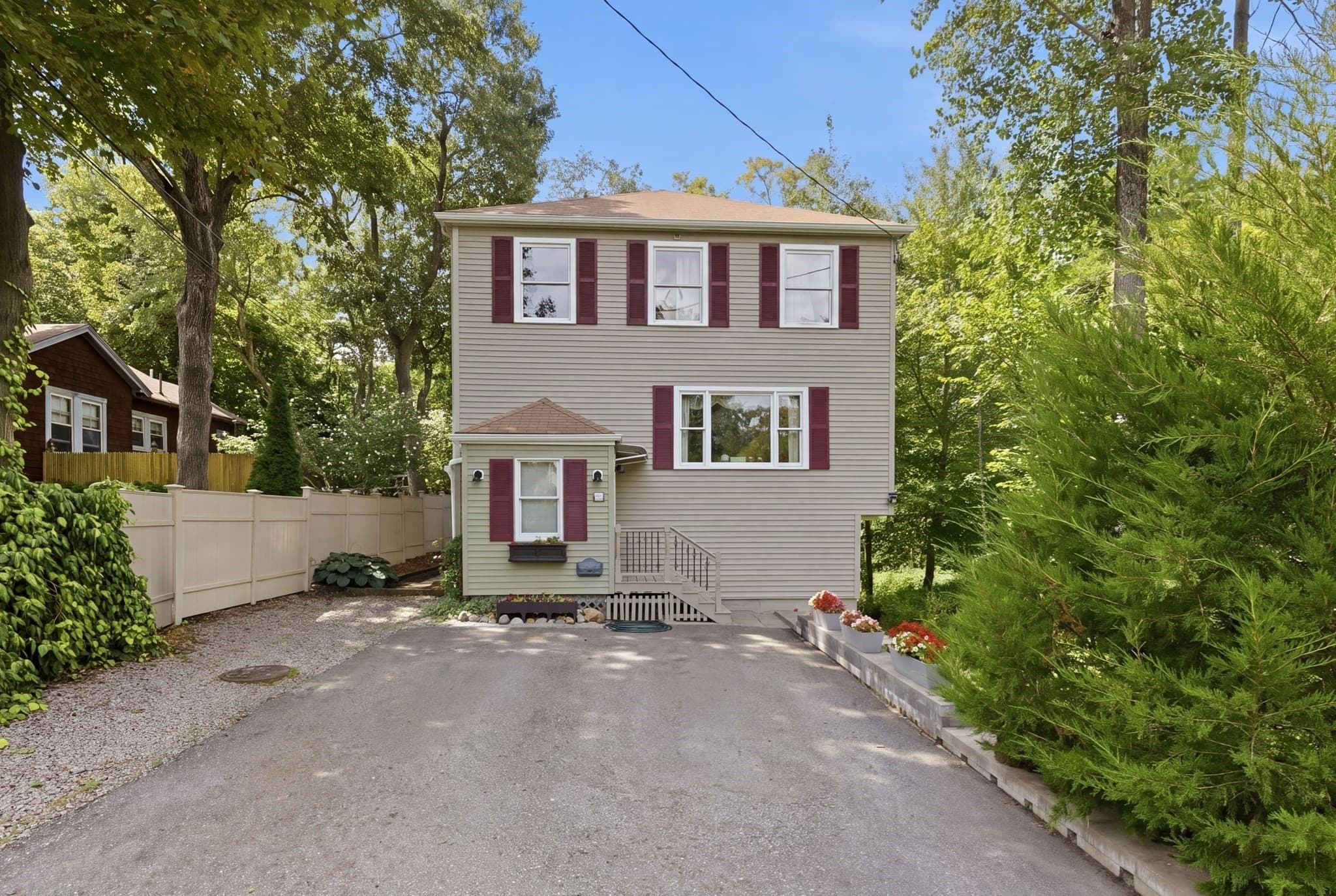 Single Family Residence at 7 Gambier Street, Newton MA 02466, Newton, photo 3 of 38