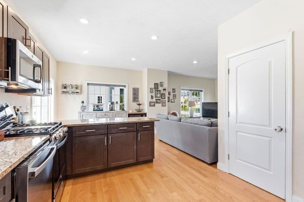 Single Family Residence at 29 Tea Party Dr # 29, Uxbridge MA 01569, Uxbridge, photo 17 of 42