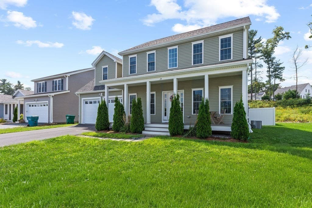 Single Family Residence at 29 Tea Party Dr # 29, Uxbridge MA 01569, Uxbridge, photo 3 of 42