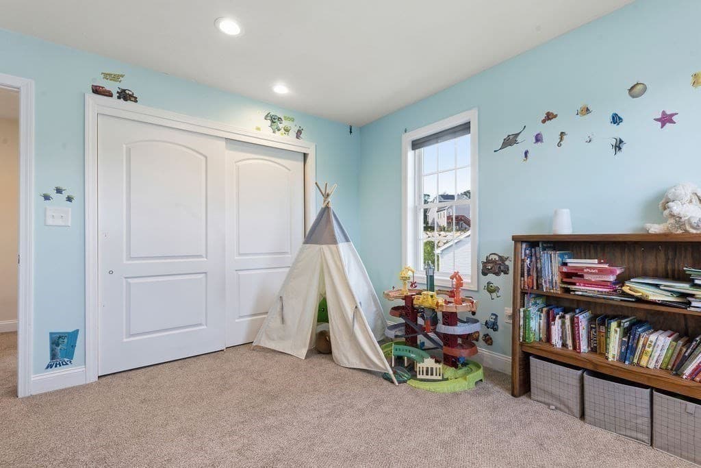 Single Family Residence at 29 Tea Party Dr # 29, Uxbridge MA 01569, Uxbridge, photo 34 of 42