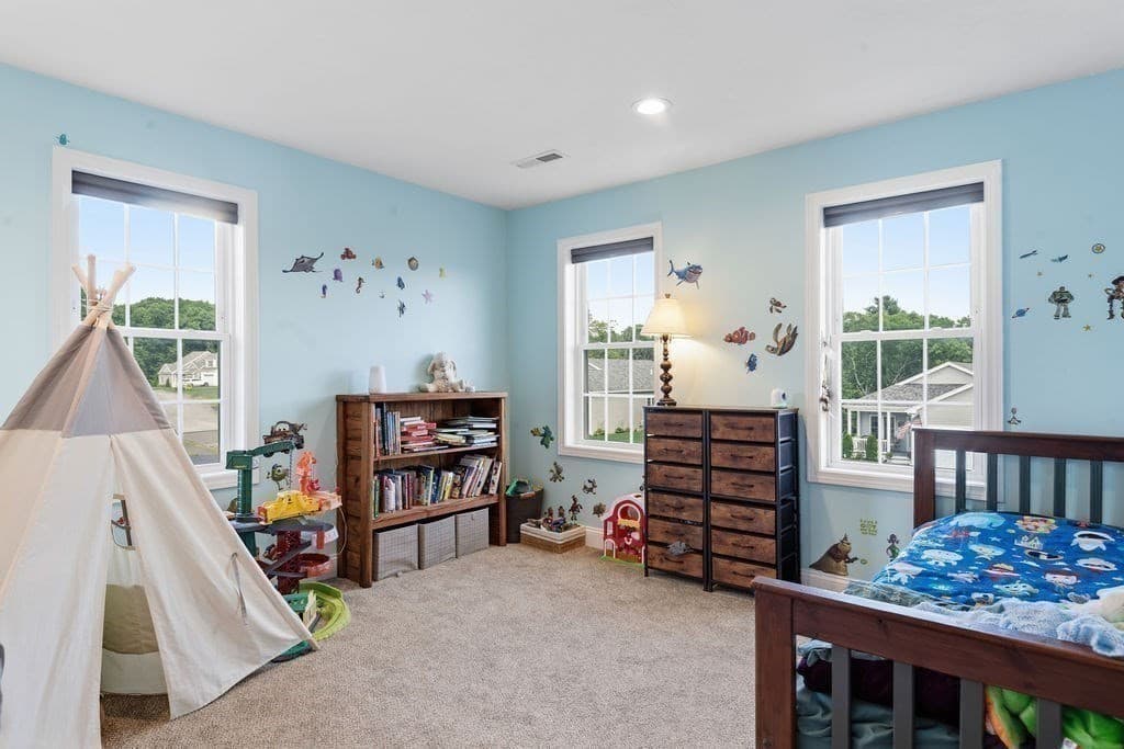 Single Family Residence at 29 Tea Party Dr # 29, Uxbridge MA 01569, Uxbridge, photo 33 of 42