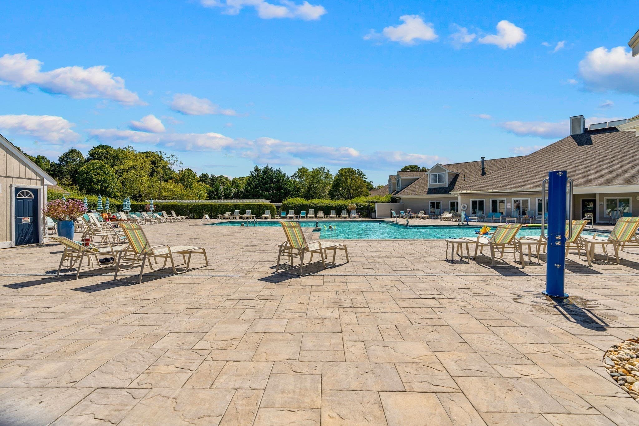 Single Family Residence at 7 Par Three Ct, Mashpee MA 02649, Mashpee, photo 30 of 38