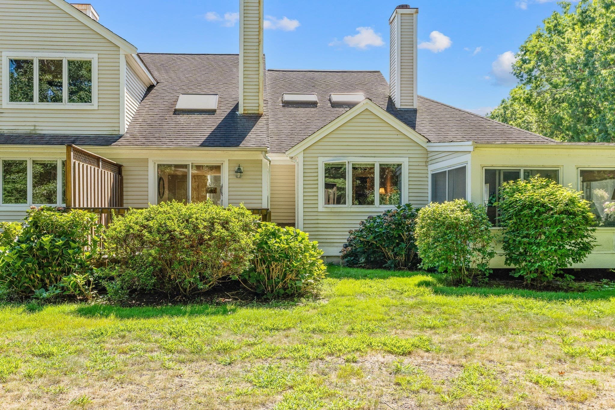 Single Family Residence at 7 Par Three Ct, Mashpee MA 02649, Mashpee, photo 18 of 38