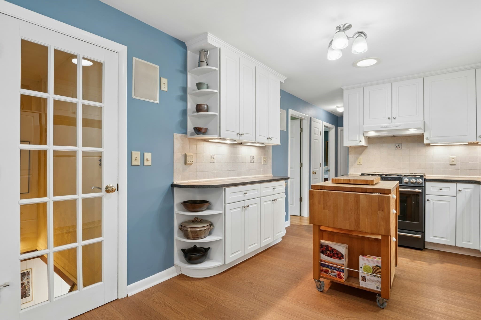 Single Family Residence at 11 Greybert Ln, Worcester MA 01602, Worcester, photo 24 of 42