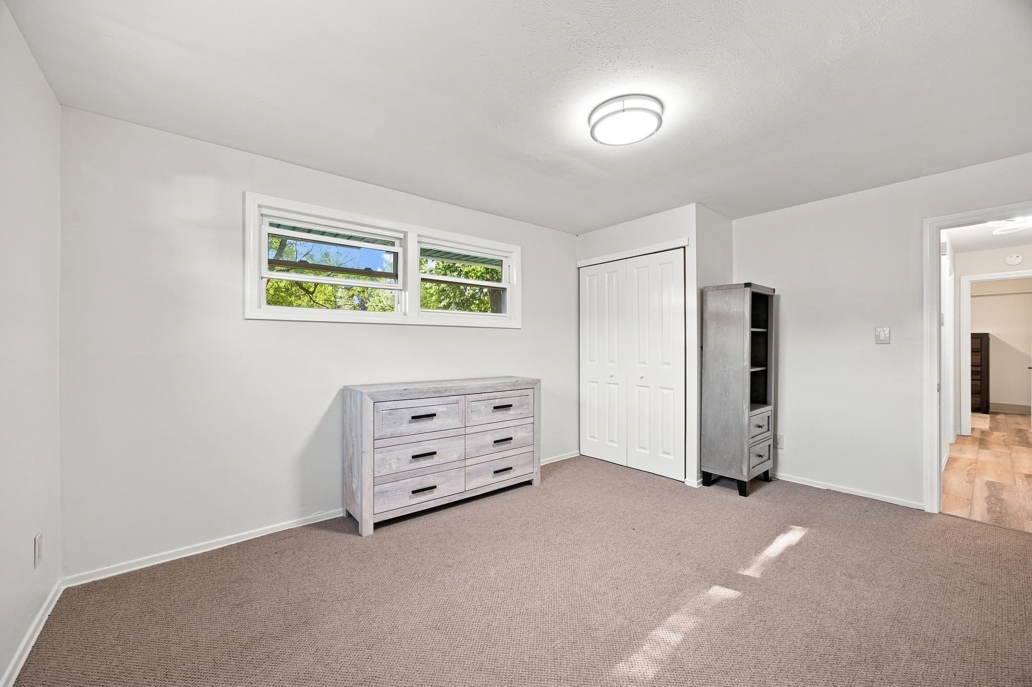 Single Family Residence at 96 Shady Brook Lane, Springfield MA 01118, Springfield, photo 12 of 27