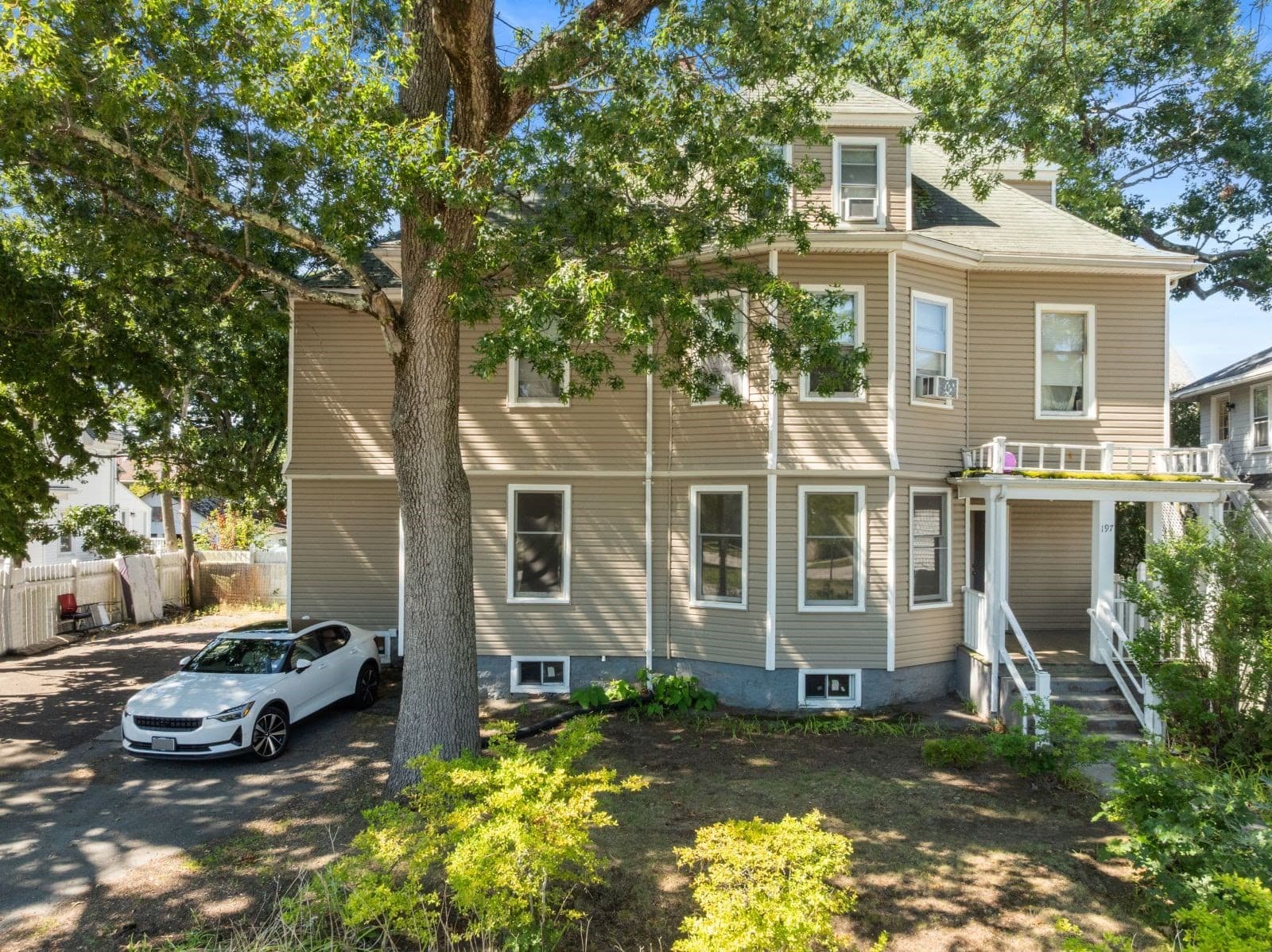 3 Family - 3 Units Up/Down at 197 Blue Hills Pkwy, Milton MA 02186, photo 23 of 28