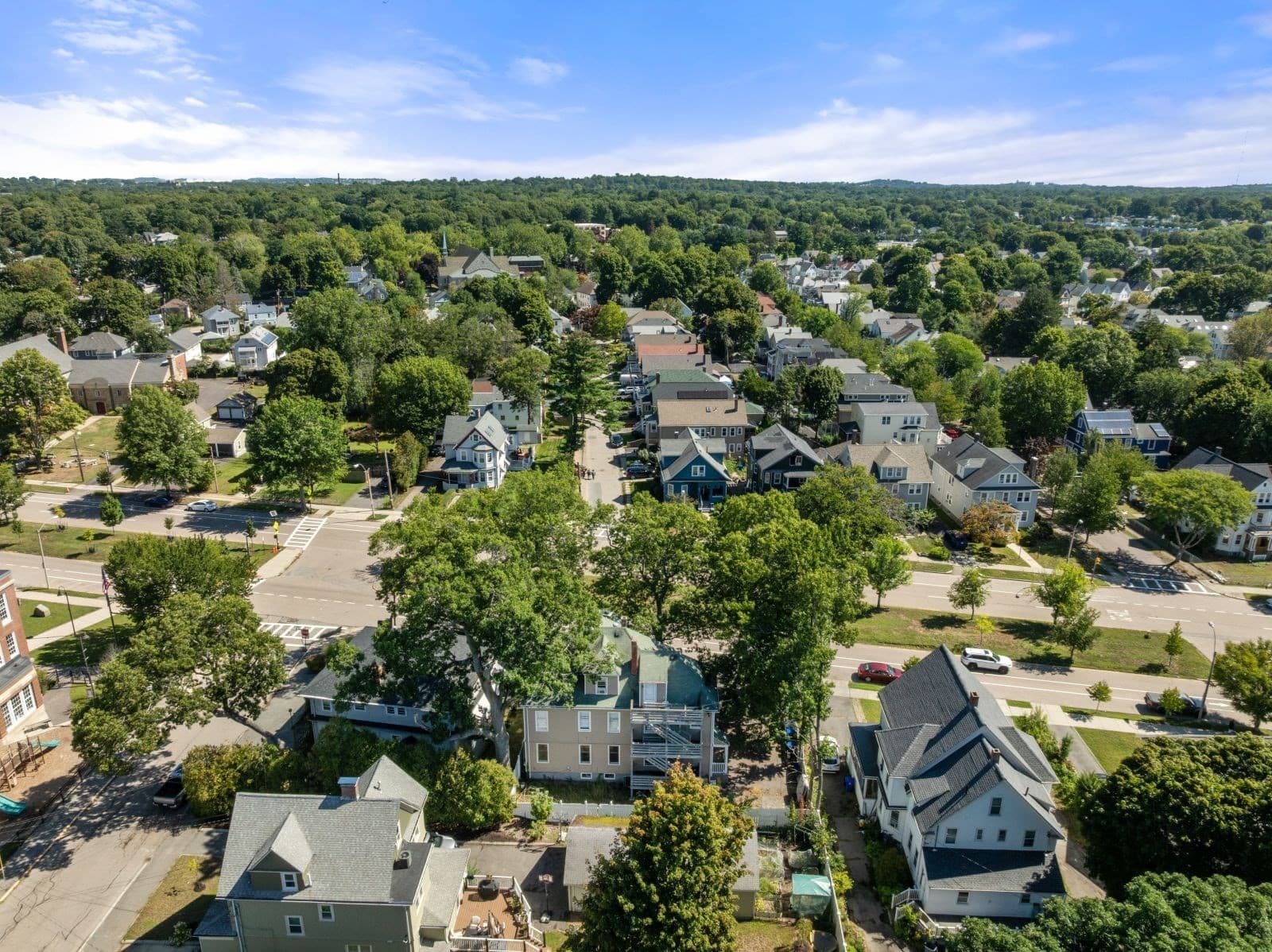 3 Family - 3 Units Up/Down at 197 Blue Hills Pkwy, Milton MA 02186, photo 20 of 28