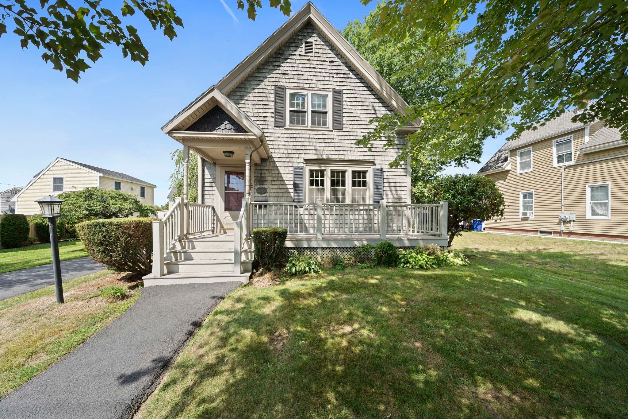 Single Family Residence at 109 West Water St, Rockland MA 02370, Rockland, photo 2 of 38