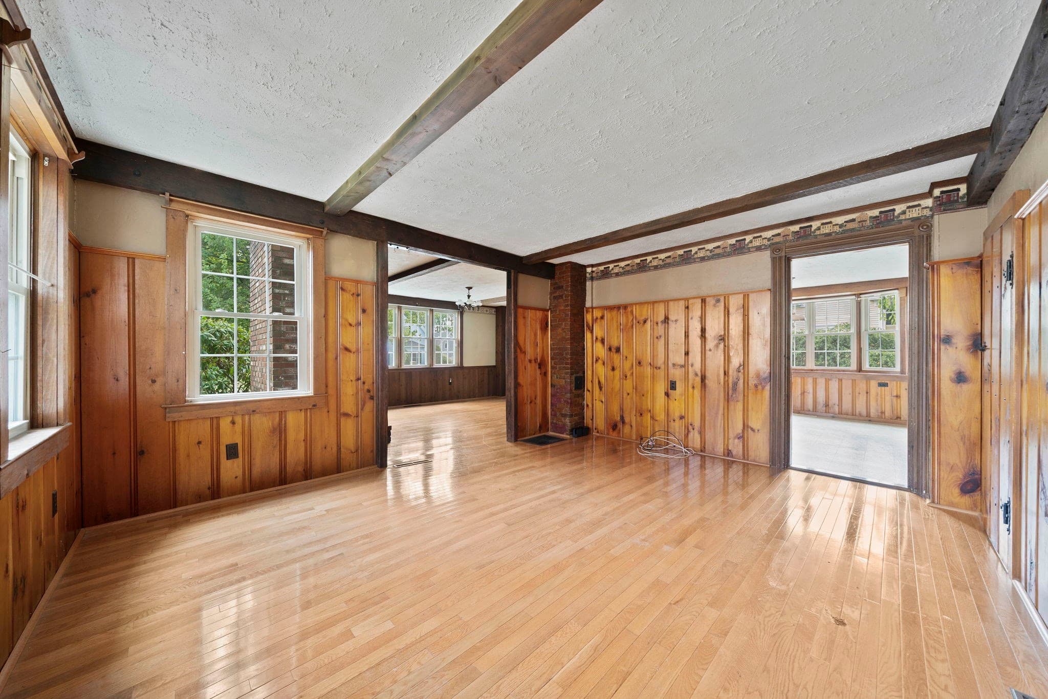 Single Family Residence at 109 West Water St, Rockland MA 02370, Rockland, photo 9 of 38