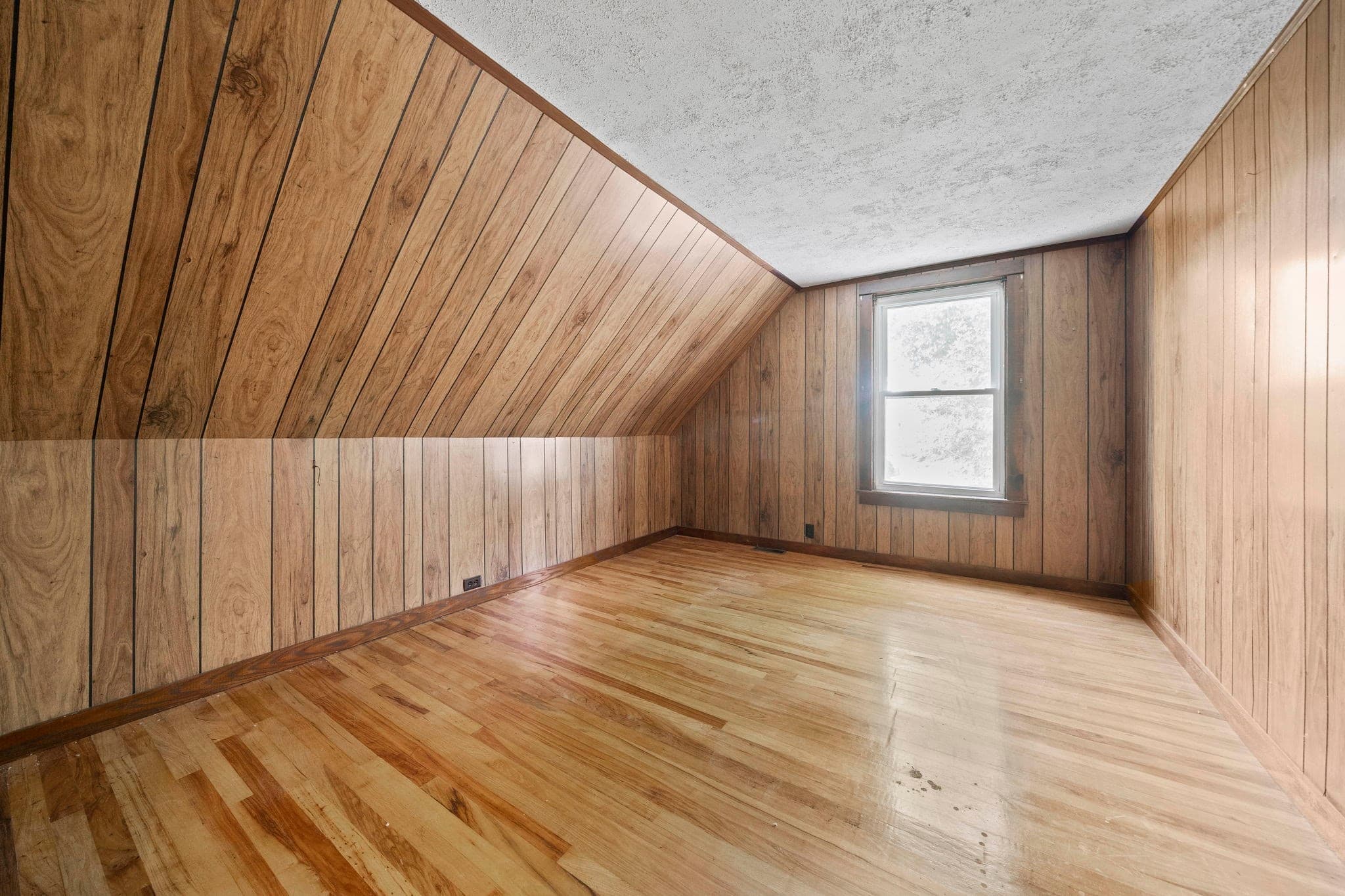 Single Family Residence at 109 West Water St, Rockland MA 02370, Rockland, photo 18 of 38