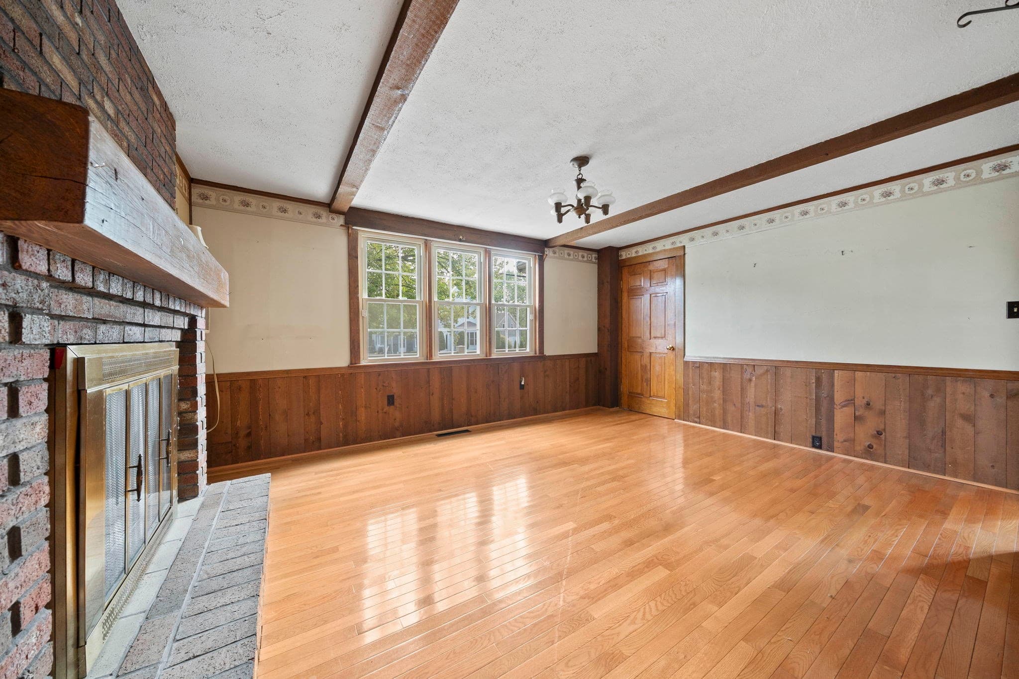 Single Family Residence at 109 West Water St, Rockland MA 02370, Rockland, photo 11 of 38