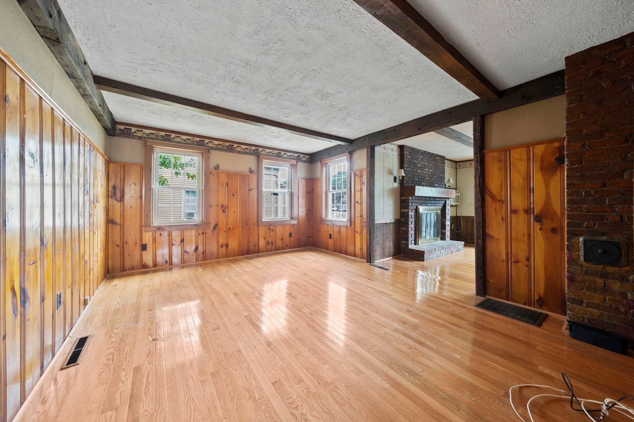 Single Family Residence at 109 West Water St, Rockland MA 02370, Rockland, photo 8 of 38