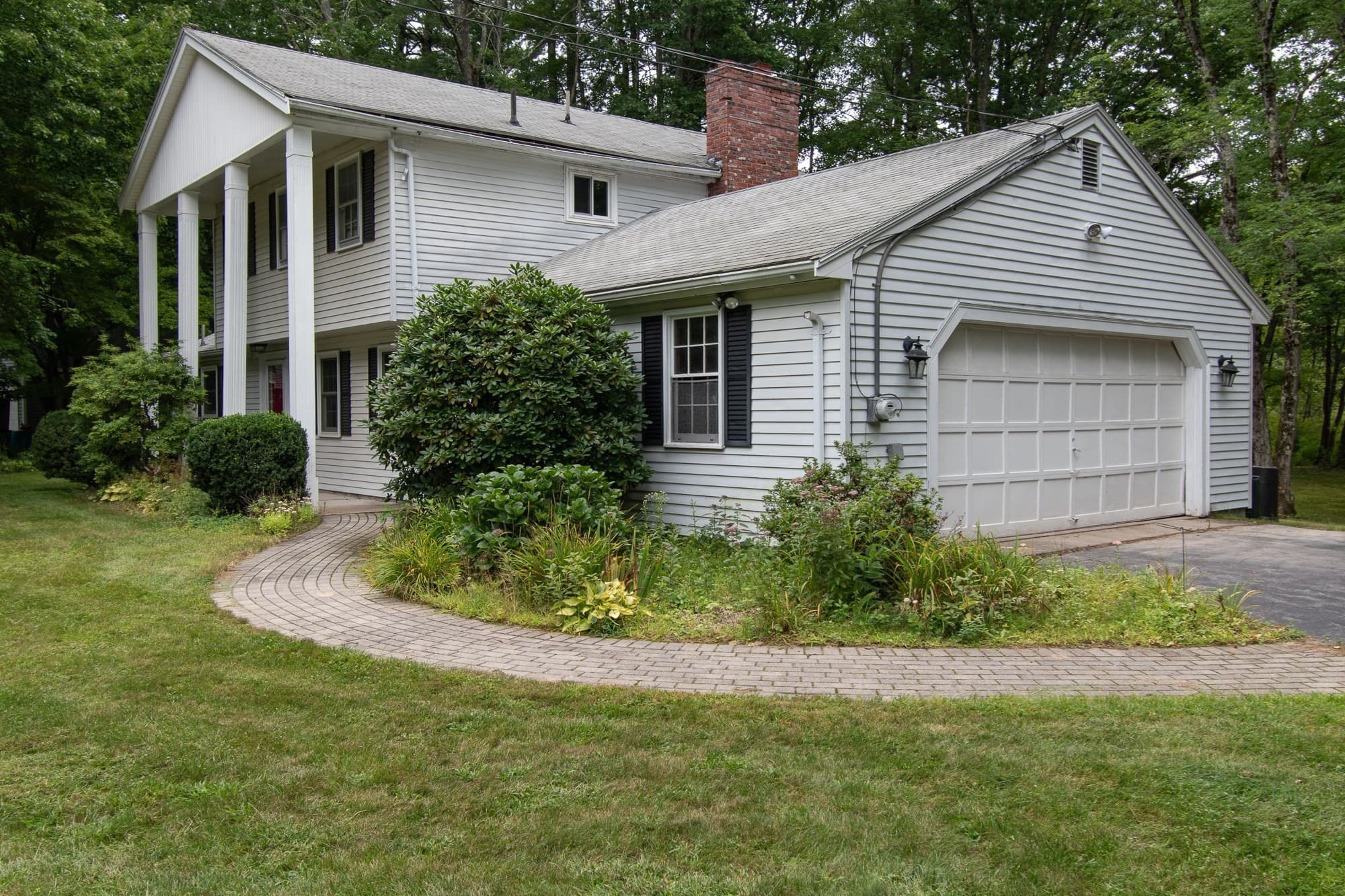 Single Family Residence at 16 Crabapple Ln, Chelmsford MA 01824, photo 24 of 27
