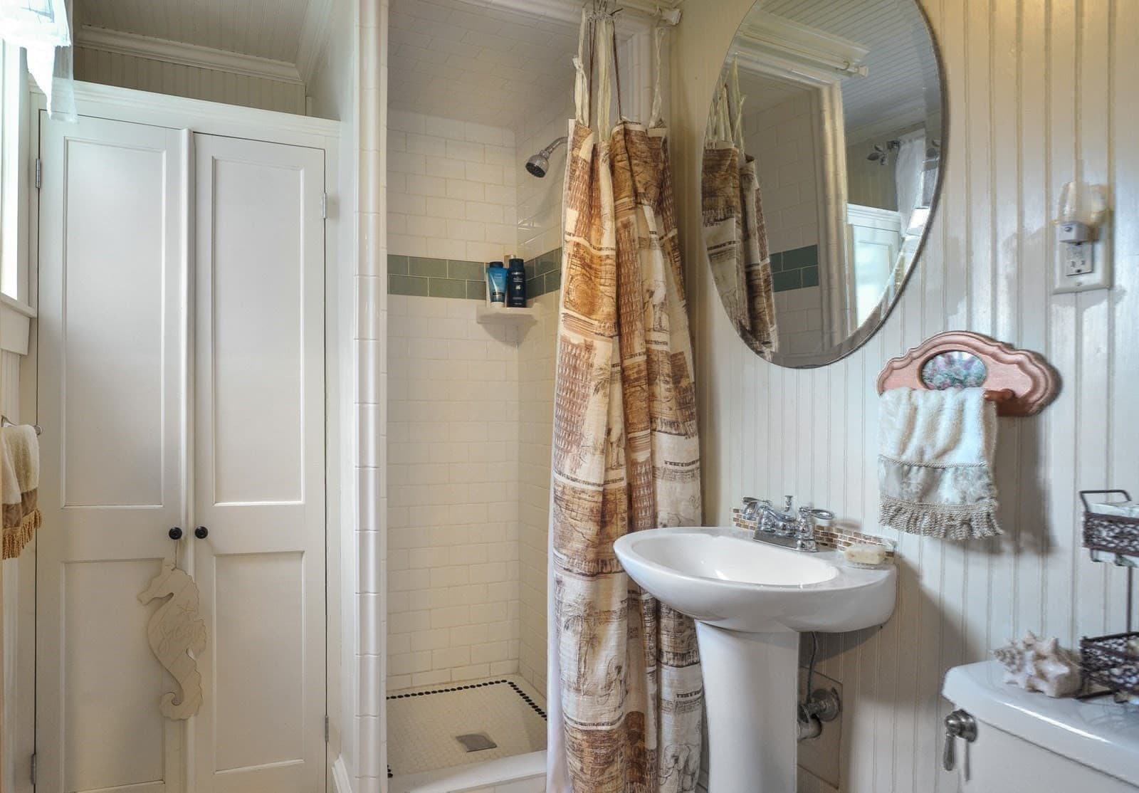 Single Family Residence at 14 Highland Avenue, Hull MA 02045, Hull, photo 14 of 37