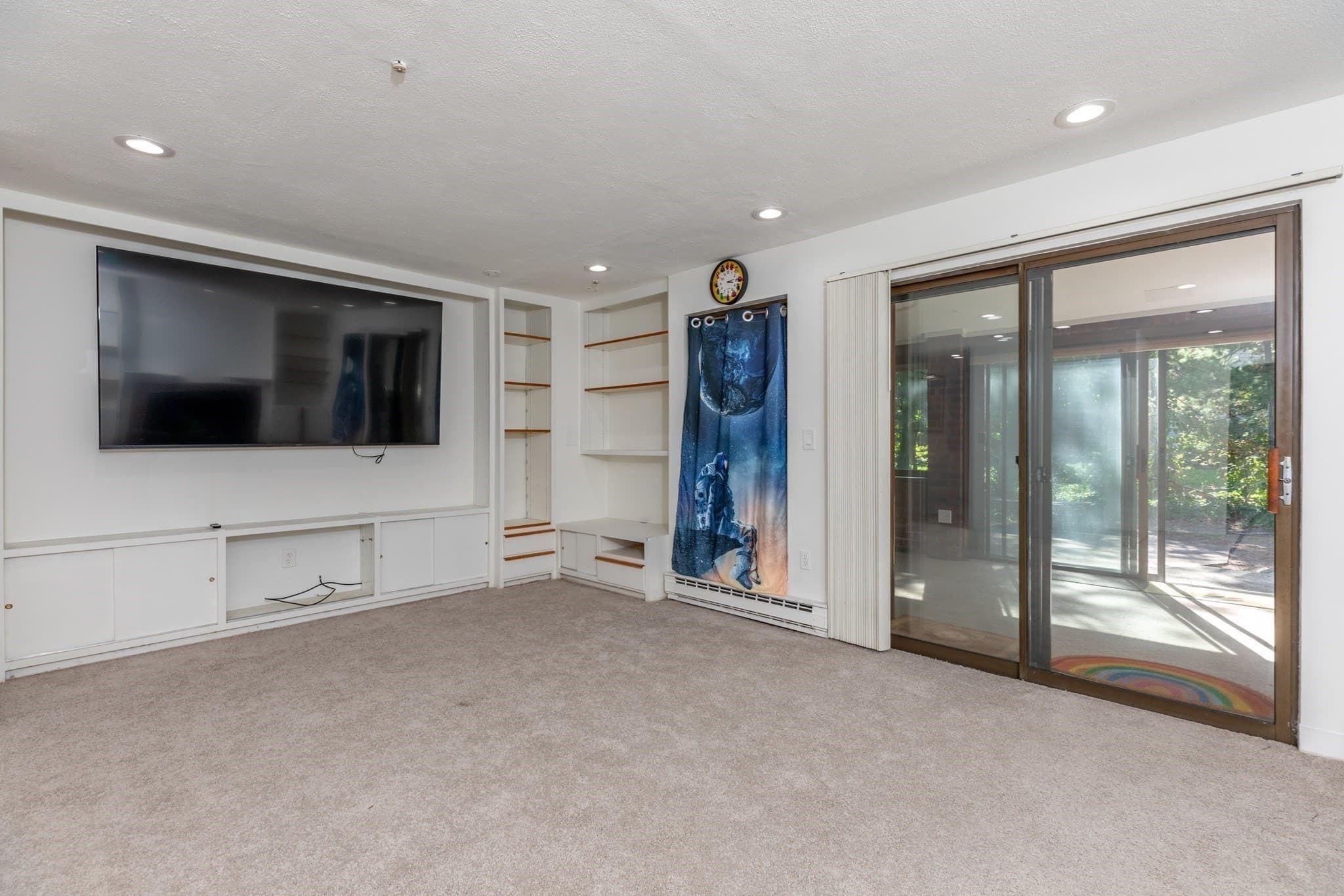 Condominium at 22 Old Stone Way # 22, Weymouth MA 02189, photo 13 of 38