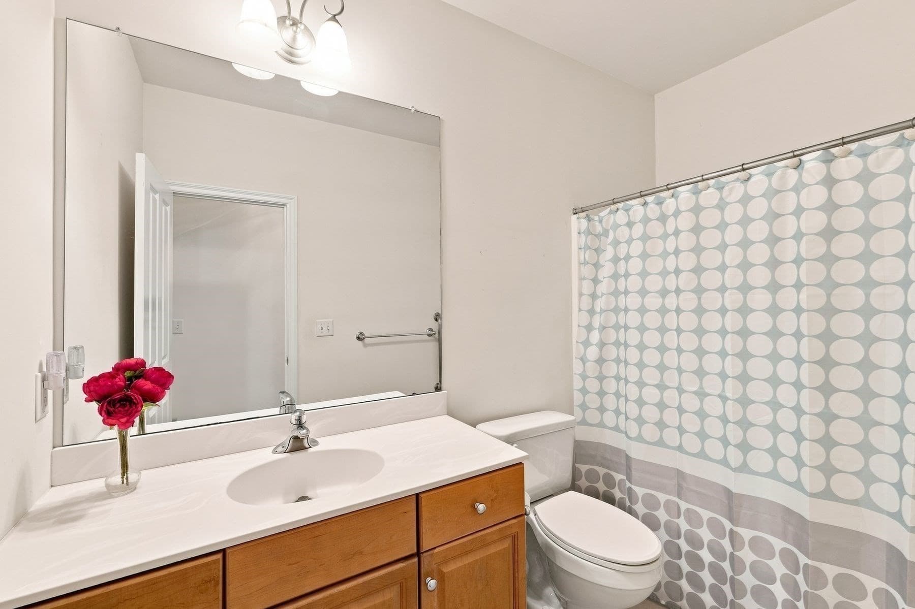 Condominium at 2 Pimpernel Cir # 25, Georgetown MA 01833, Georgetown, photo 11 of 35