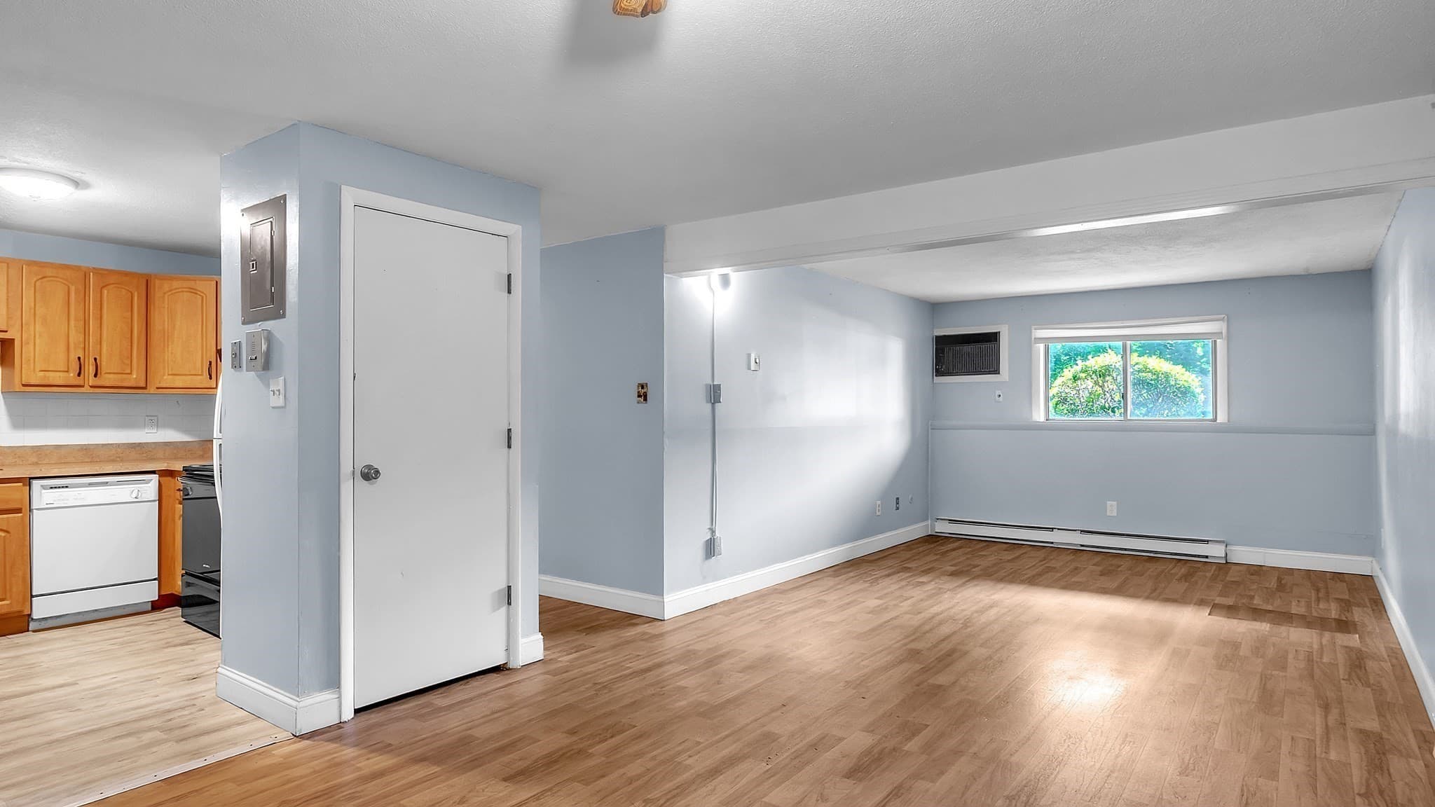 Condominium at 800 County St # 8, Taunton MA 02780, Taunton, photo 4 of 26
