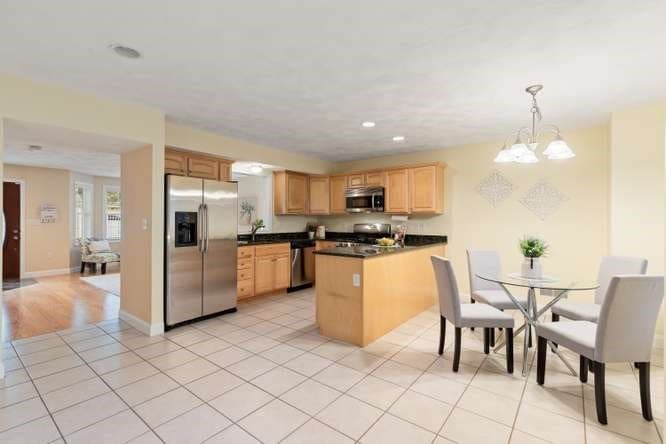 Condominium at 20 Jill's Way # 20, Tewksbury MA 01876, Tewksbury, photo 14 of 33