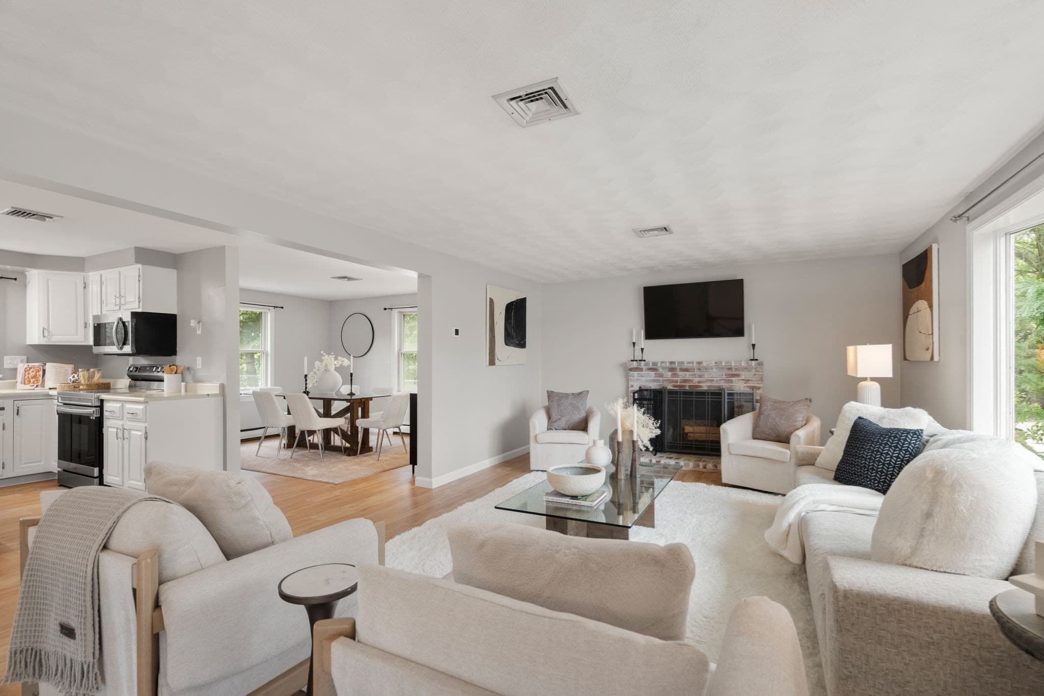 Single Family Residence at 14 Glenn Ave, Salem MA 01970, Salem, photo 5 of 24