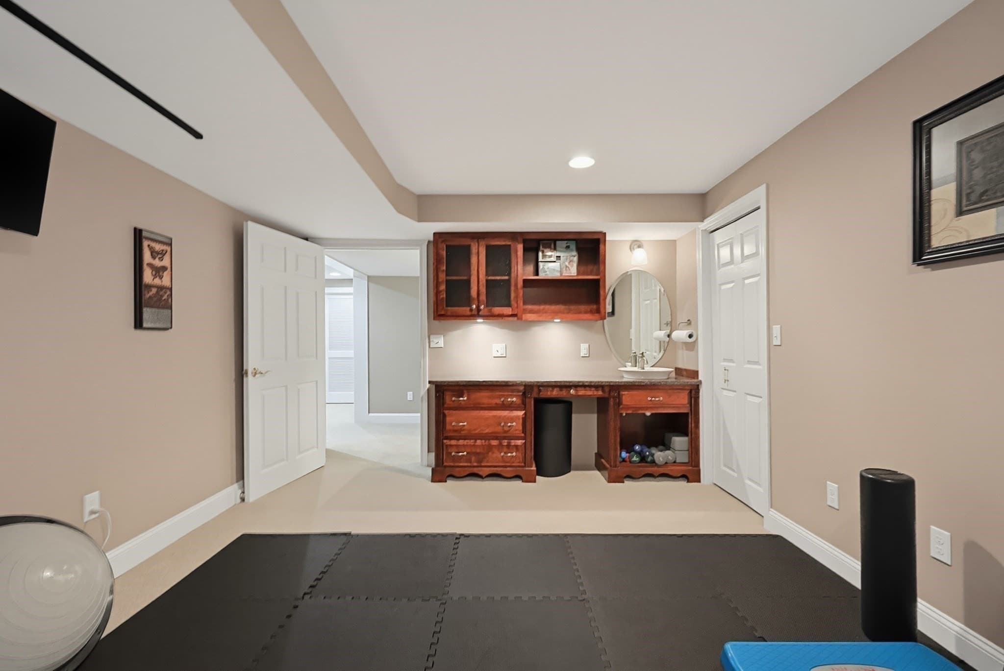 Single Family Residence at 23 High Ridge Circle, Franklin MA 02038, Franklin, photo 32 of 42