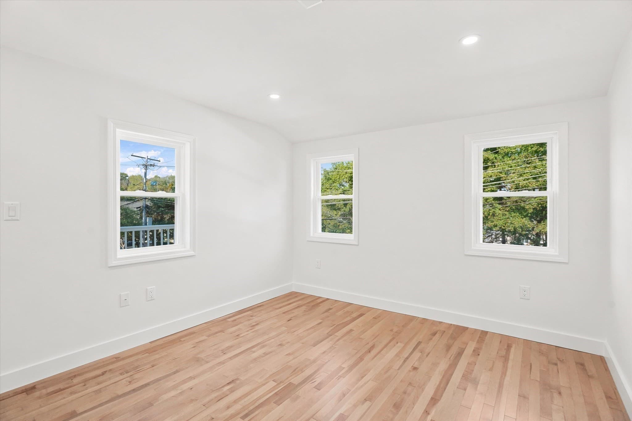 Single Family Residence at 8 Wilmington Road, Burlington MA 01803, Burlington, photo 27 of 42