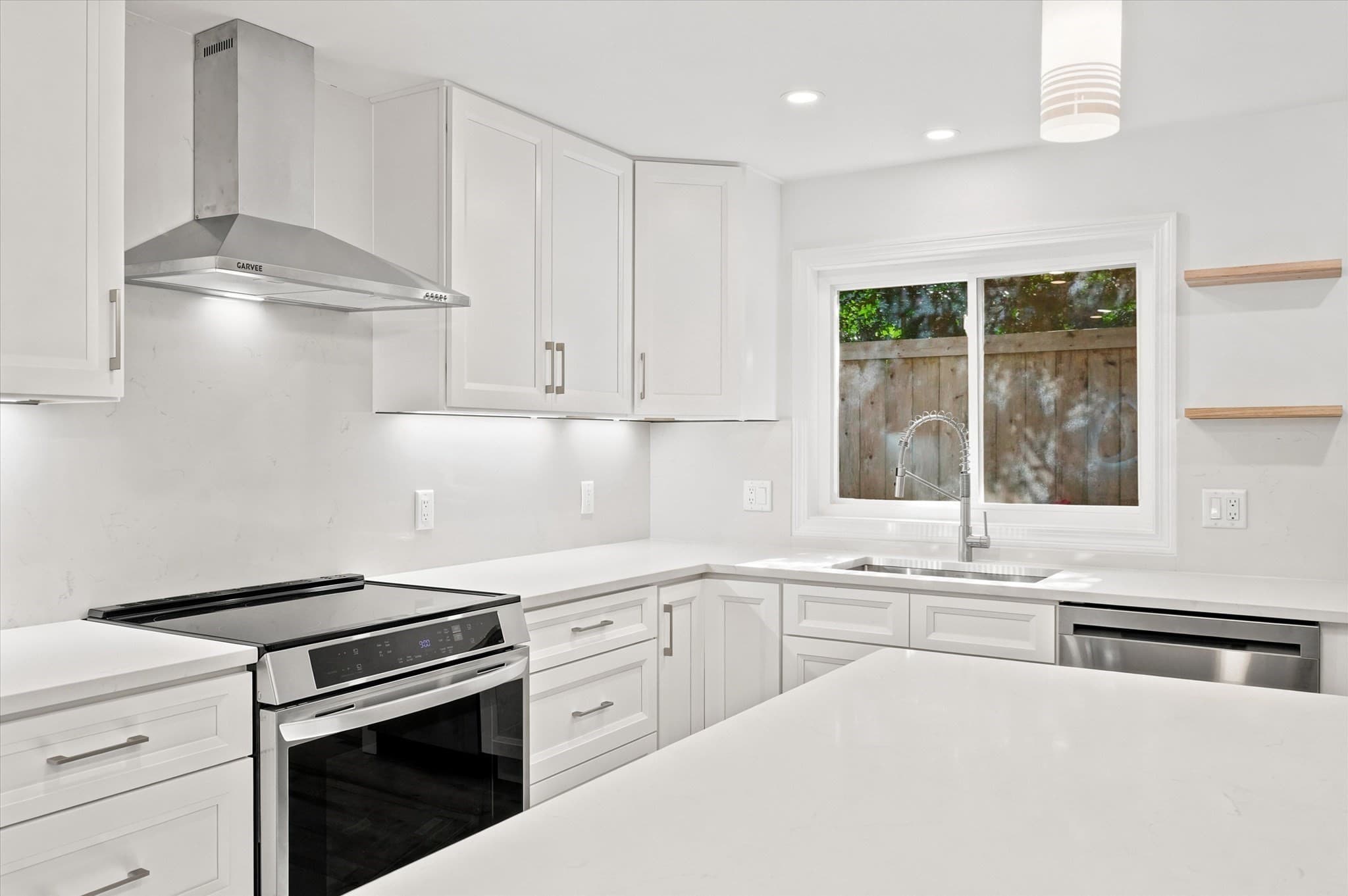 Single Family Residence at 8 Wilmington Road, Burlington MA 01803, Burlington, photo 6 of 42