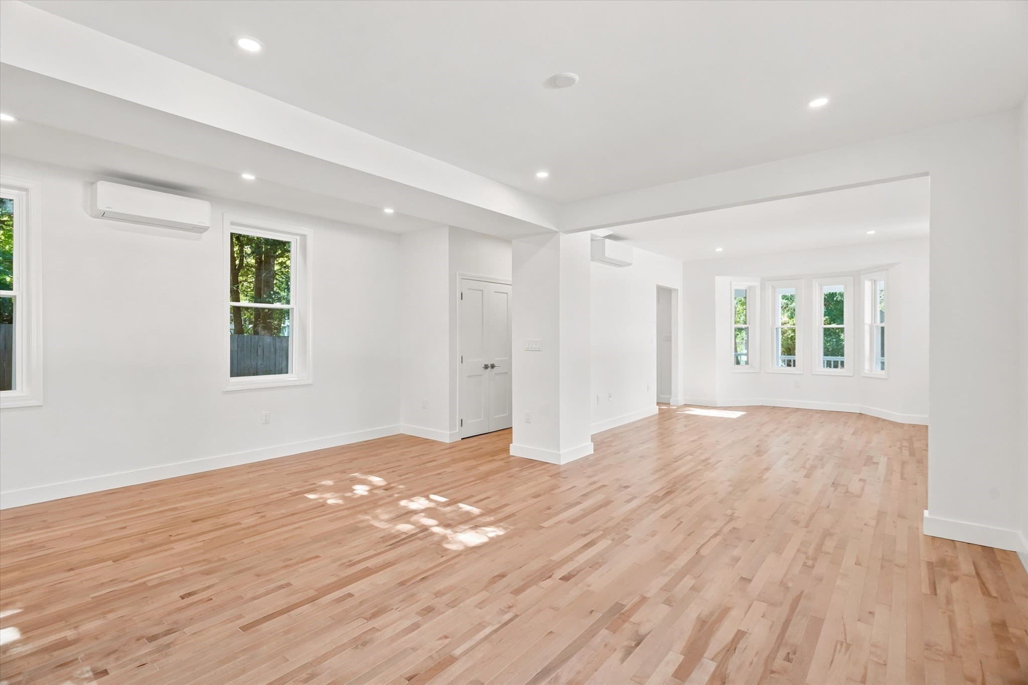 Single Family Residence at 8 Wilmington Road, Burlington MA 01803, Burlington, photo 17 of 42