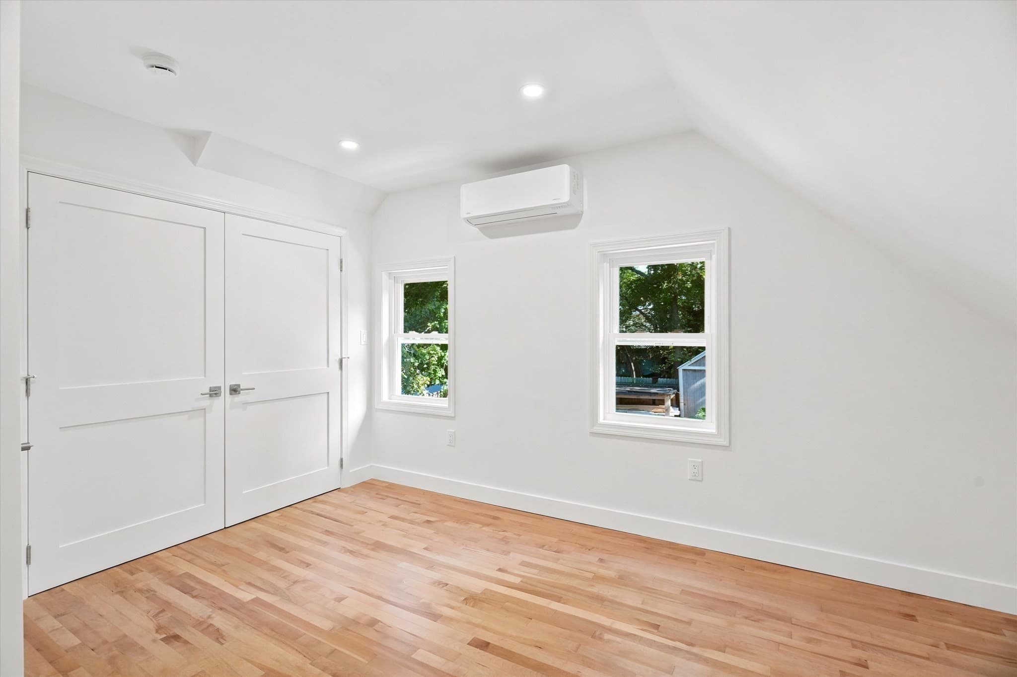 Single Family Residence at 8 Wilmington Road, Burlington MA 01803, Burlington, photo 29 of 42
