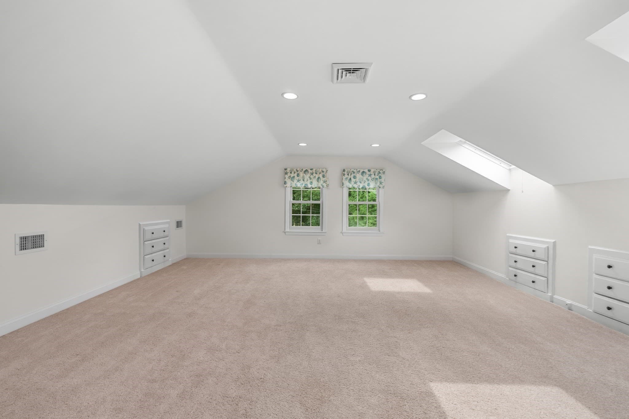 Single Family Residence at 3 Russell Dr, Harwich MA 02645, Harwich, photo 32 of 42