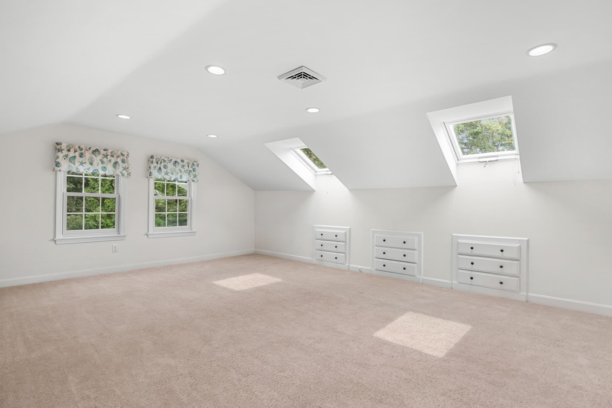 Single Family Residence at 3 Russell Dr, Harwich MA 02645, Harwich, photo 33 of 42