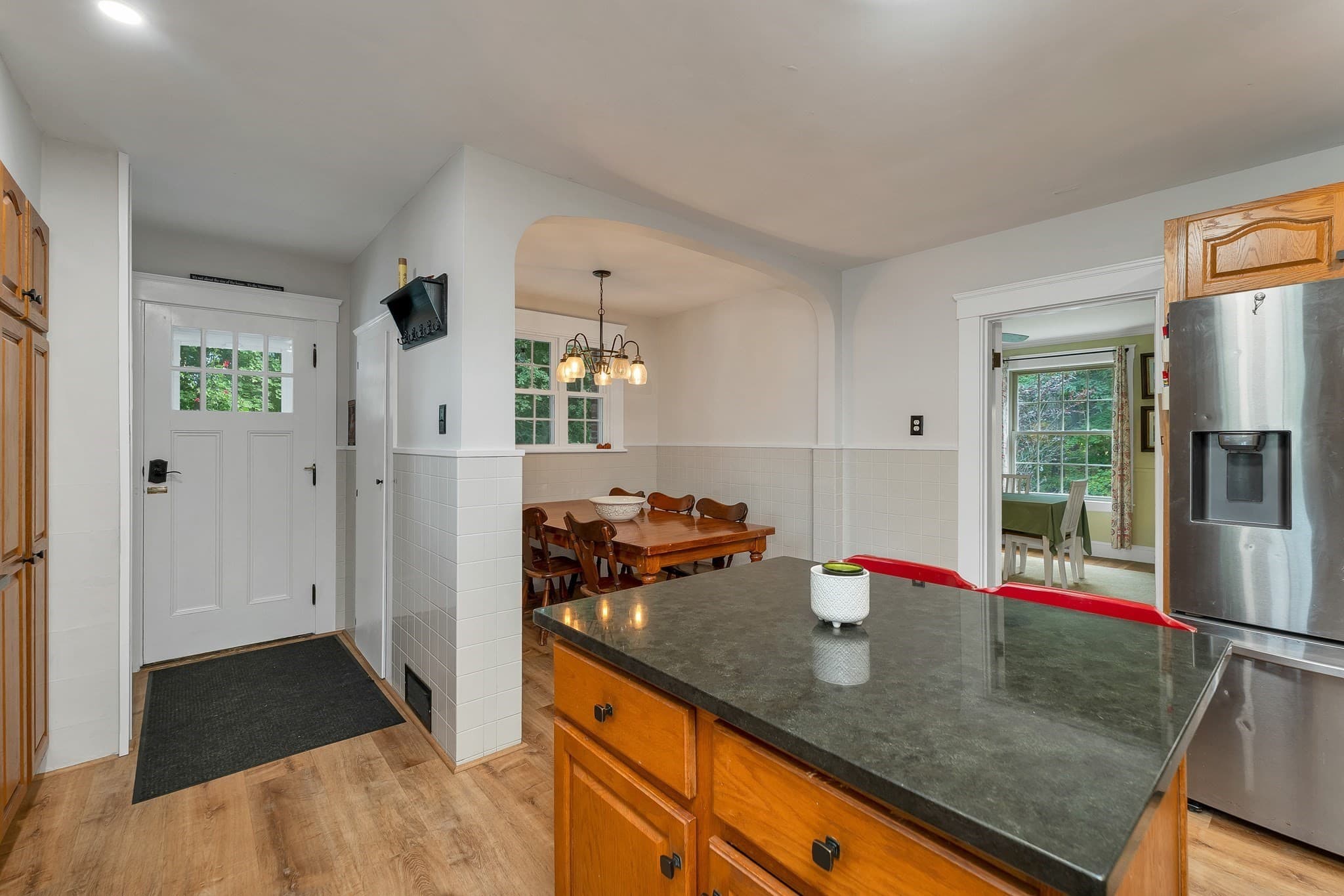 Single Family Residence at 5 Grant St, Chelmsford MA 01863, Chelmsford, photo 7 of 41