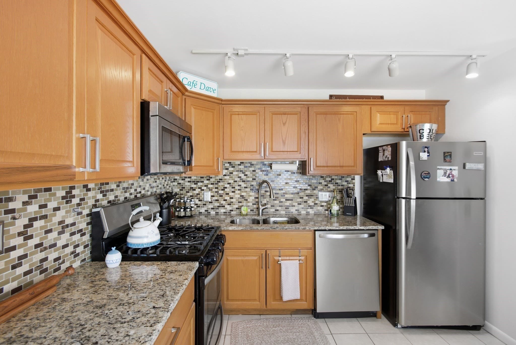 Condominium at 30 Fernview Ave # 6, North Andover MA 01845, North Andover, photo 16 of 33
