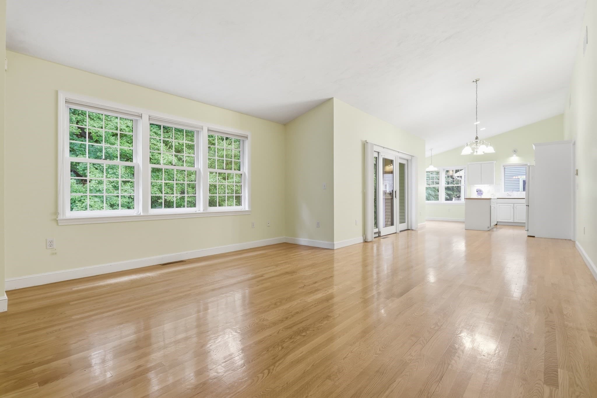 Condominium at 111 Stow Rd # 111, Boxborough MA 01775, Boxborough, photo 13 of 24
