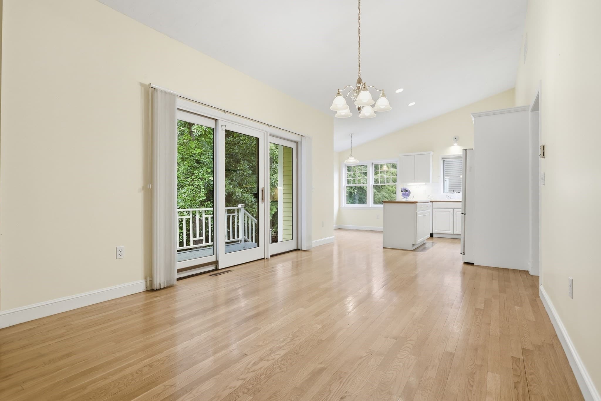 Condominium at 111 Stow Rd # 111, Boxborough MA 01775, Boxborough, photo 8 of 24