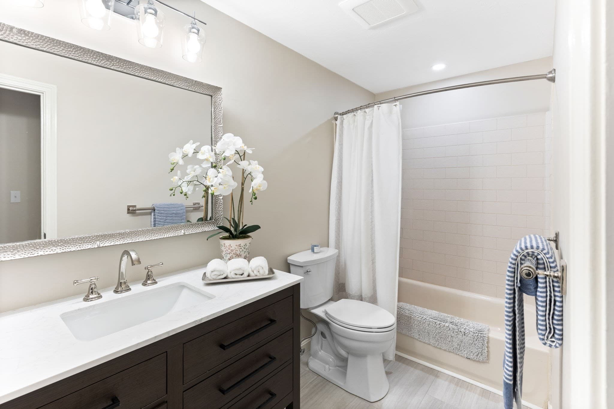 Condominium at 354 Twin Lakes Dr # 354, Halifax MA 02338, Halifax, photo 19 of 41