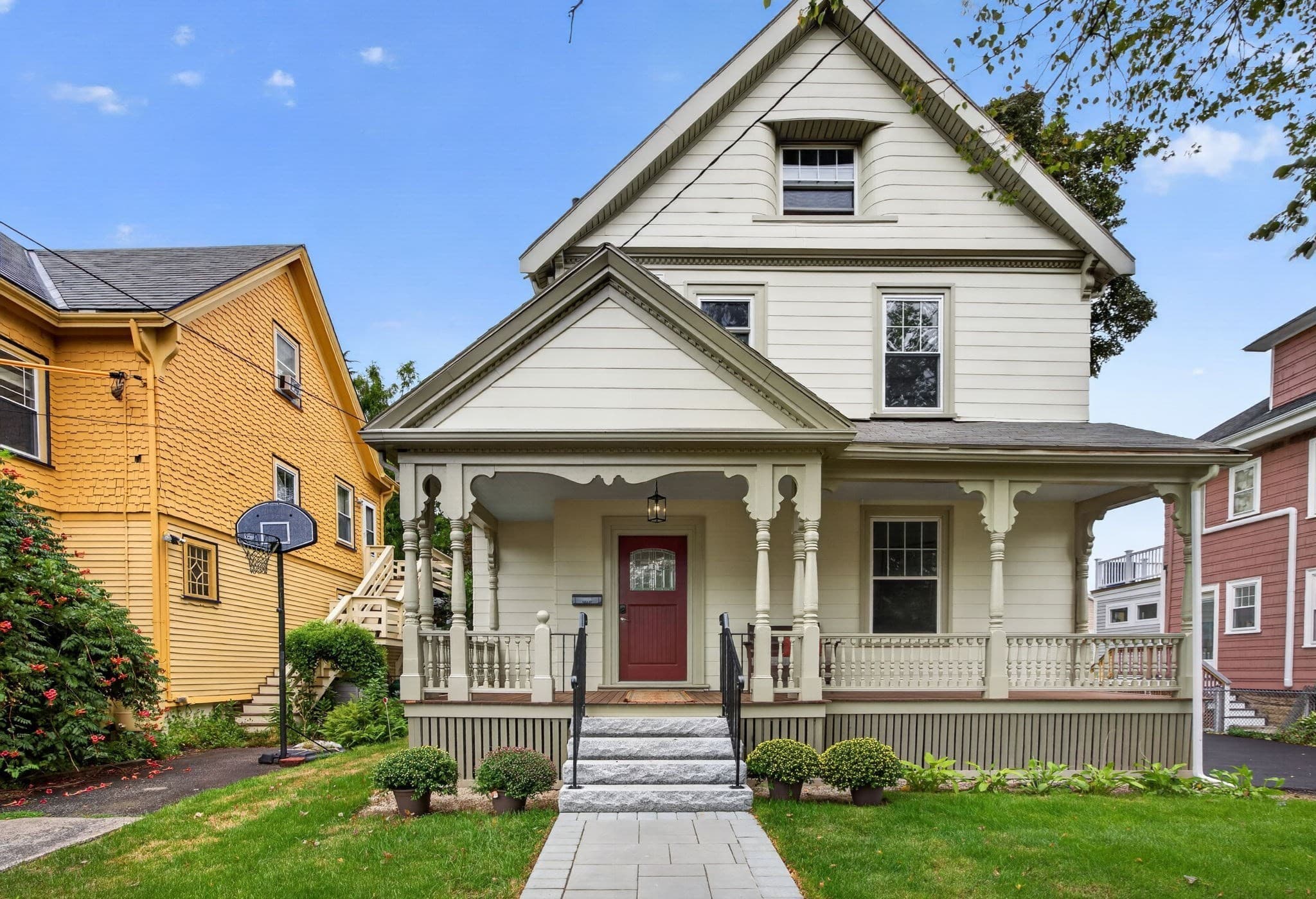 94 Monument St, Medford MA 02155