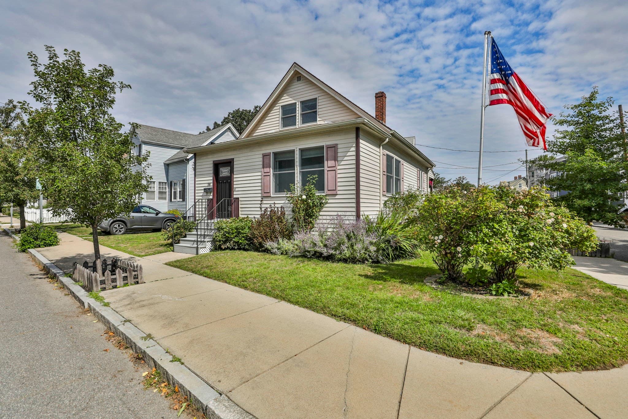 Single Family Residence at 58 Charnwood Rd, Medford MA 02155, Medford, photo 2 of 42