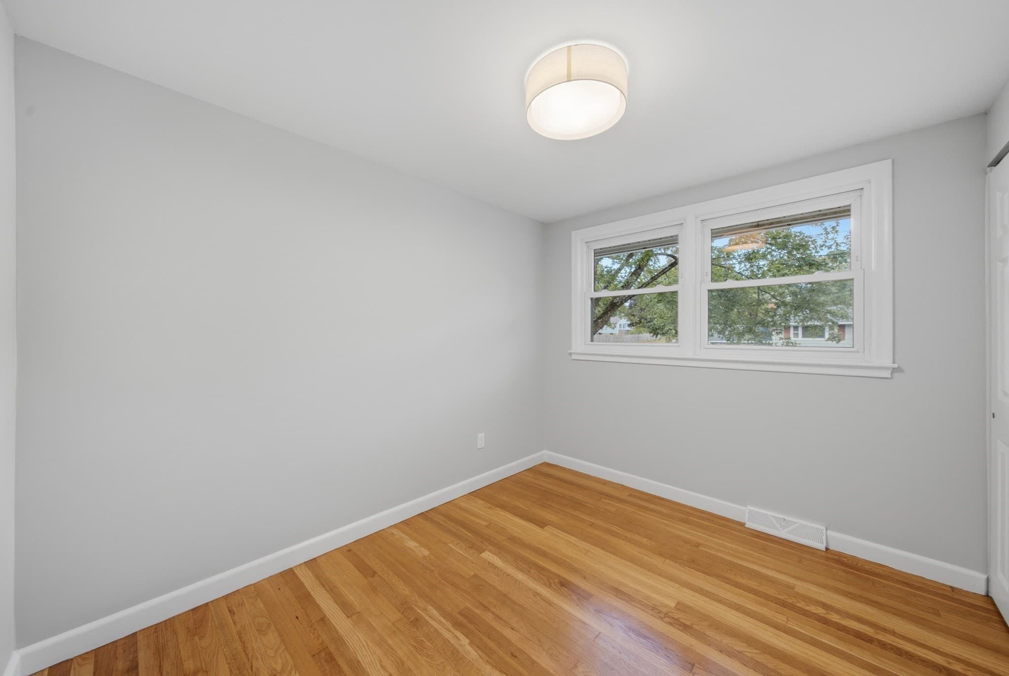Single Family Residence at 157 Marks St, Rockland MA 02370, Rockland, photo 32 of 42