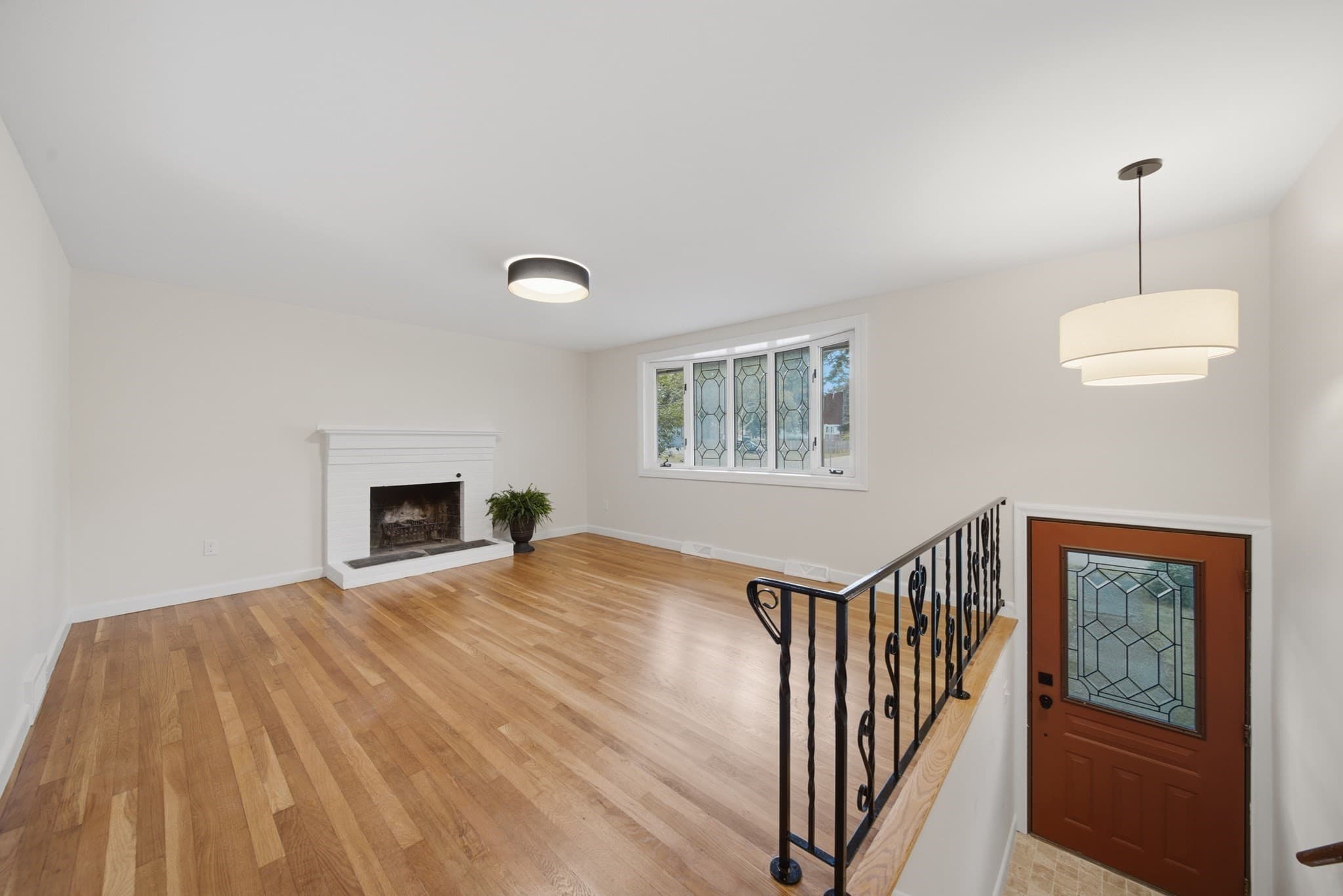 Single Family Residence at 157 Marks St, Rockland MA 02370, Rockland, photo 9 of 42